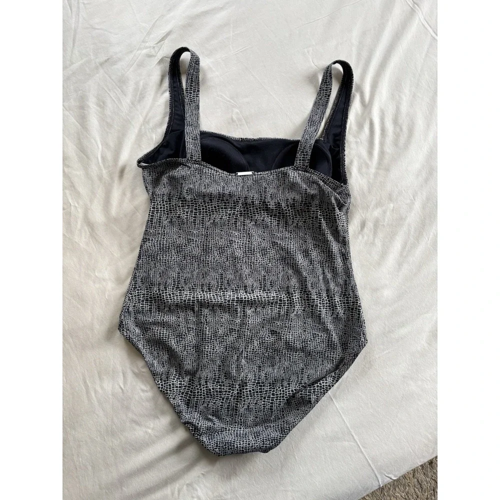 Calvin Klein snakeskin print one-piece swimsuit ruched neckline Size‎ Small?